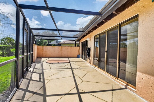 Building Photo - 22796 Marbella Cir