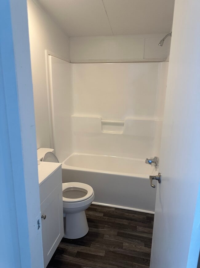 Building Photo - 43665 Pump House Ln