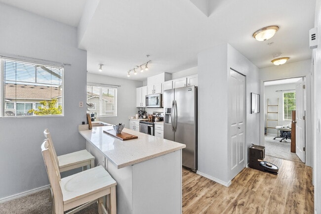 Building Photo - Cozy, modern, and will be READY TO MOVE-IN 8/1/2026.  Don't miss out on this beauty in Carrara of...