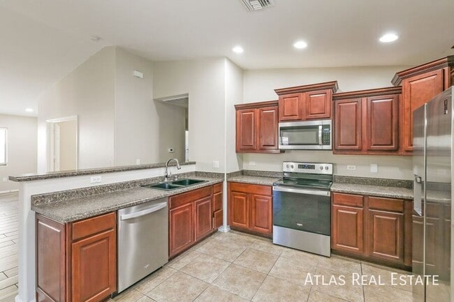 Building Photo - 4133 E Shadow Branch Dr