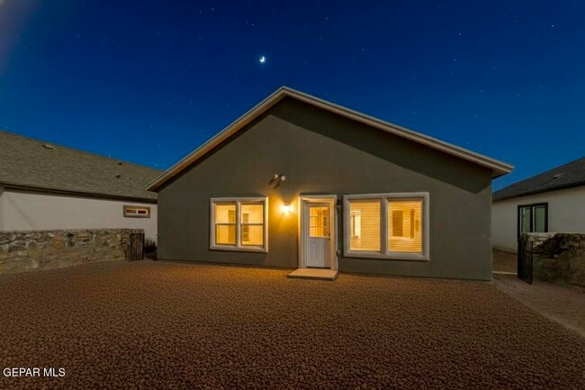 Building Photo - 1409 Indigo Sky St