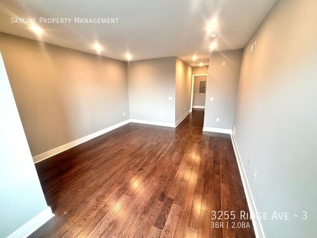 Building Photo - 3255 Ridge Ave