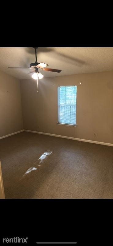 Building Photo - 2 br, 2 bath Condo - 2007 Shields Rd