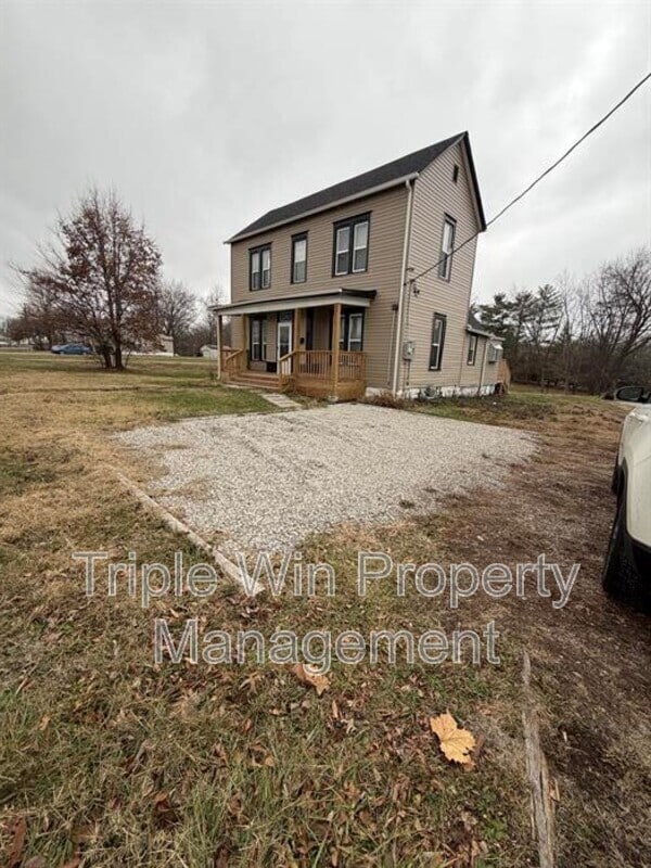 Building Photo - 307 State Hwy 47