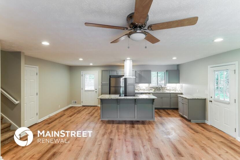 Building Photo - 2973 Creekview Ct NE