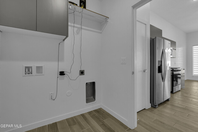 Building Photo - 12713 Captain Claudia CT