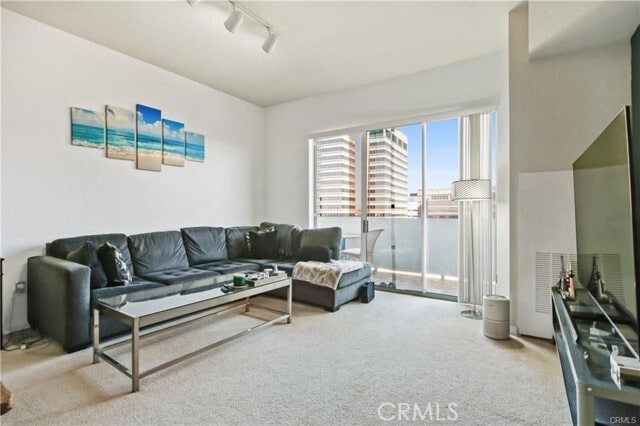 Building Photo - 388 E Ocean Blvd