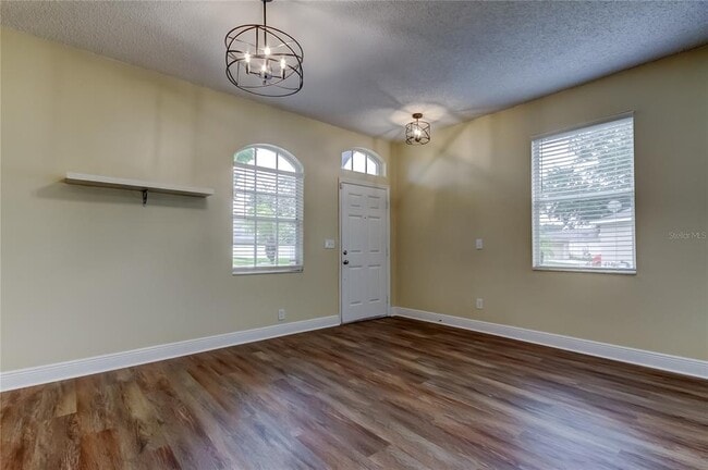 Building Photo - 6101 Lanshire Dr