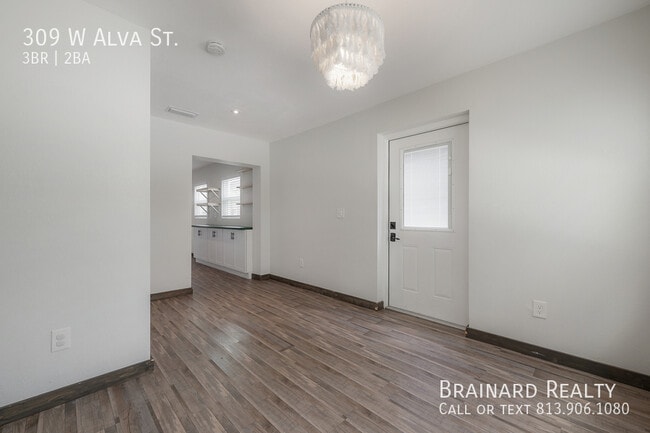 Building Photo - 309 W Alva St