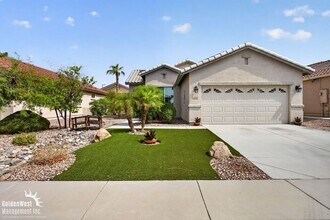 Building Photo - Beautiful 2Bdm 2Ba Home with Covered Backyard Patio in Buckeye - LOCATED IN A 55+ YEARS COMMUNITY.