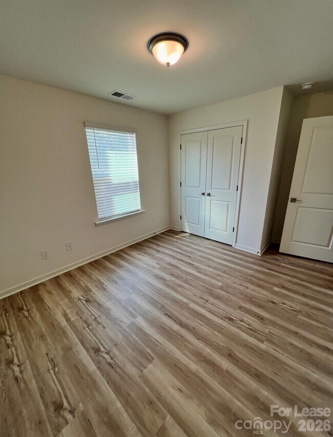 Building Photo - 12185 Riceland Way