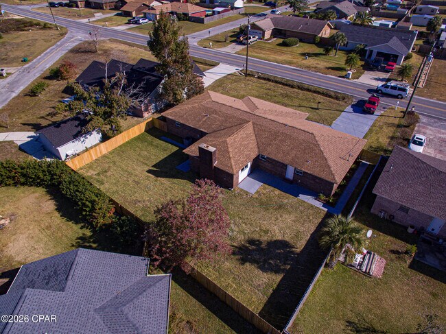 Building Photo - 410 S Star Ave