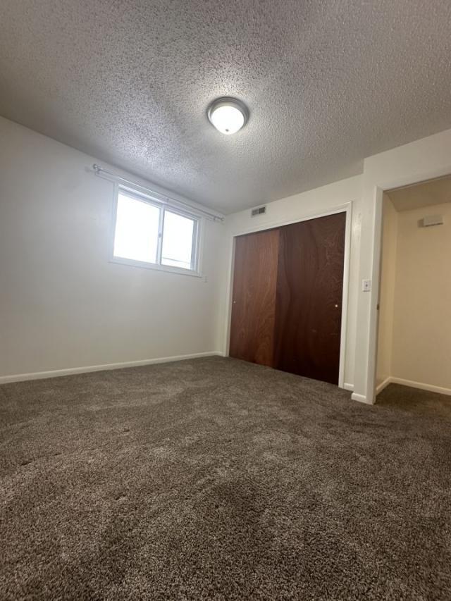 Building Photo - 2 bedroom in Billings MT 59102