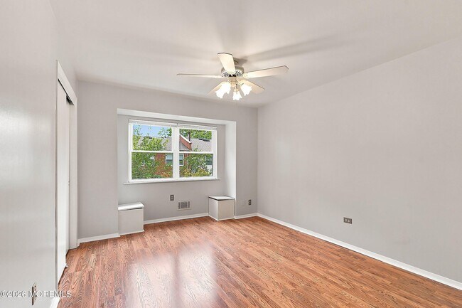 Building Photo - 1334 Sabrina Ct