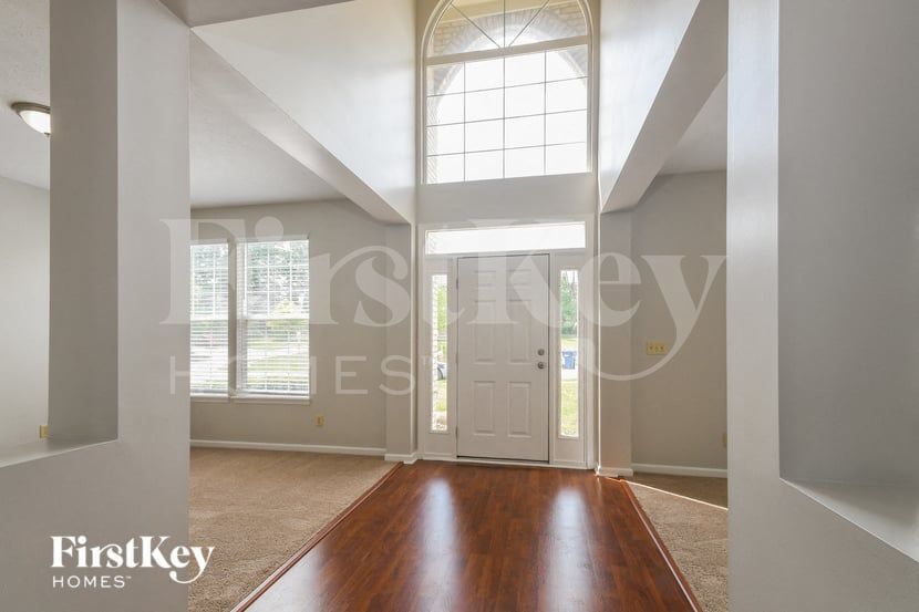 Building Photo - 9757 Scotch Pine Ct