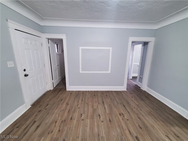 Building Photo - 13413 Durkee Ave