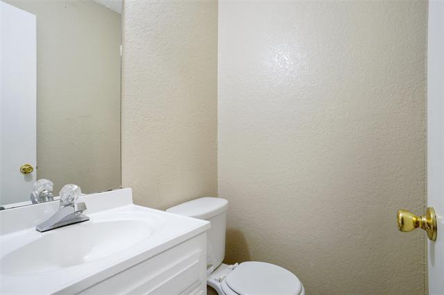 Building Photo - 3833 Coates Cir