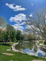 Building Photo - 1044 E Quail Park Dr