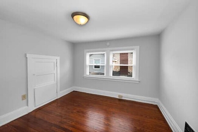 Building Photo - 1026 Schiff Ave