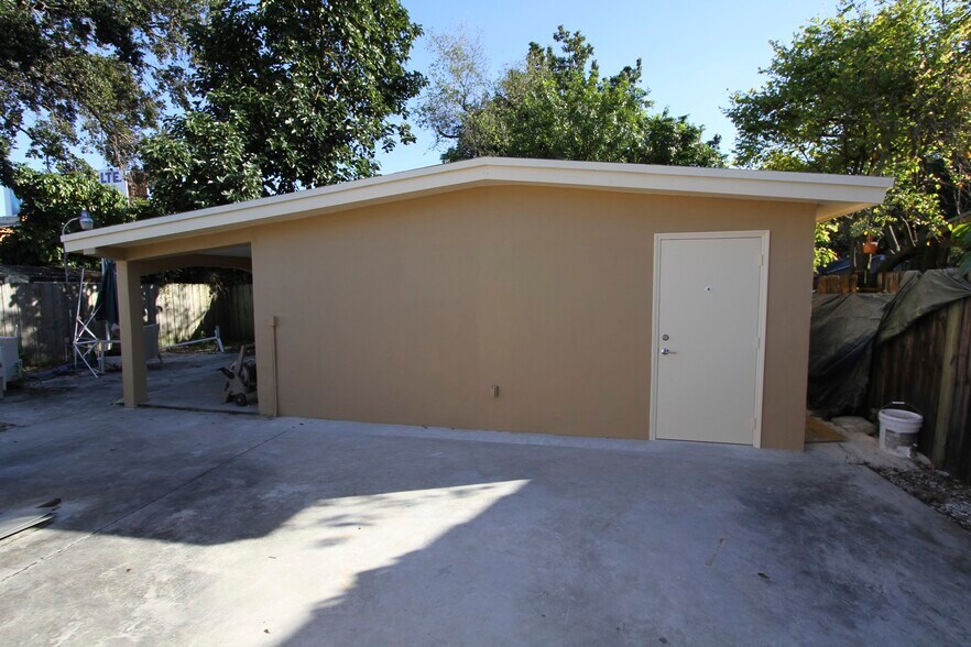 Detached Bonus Room - 2730 NW 170th St