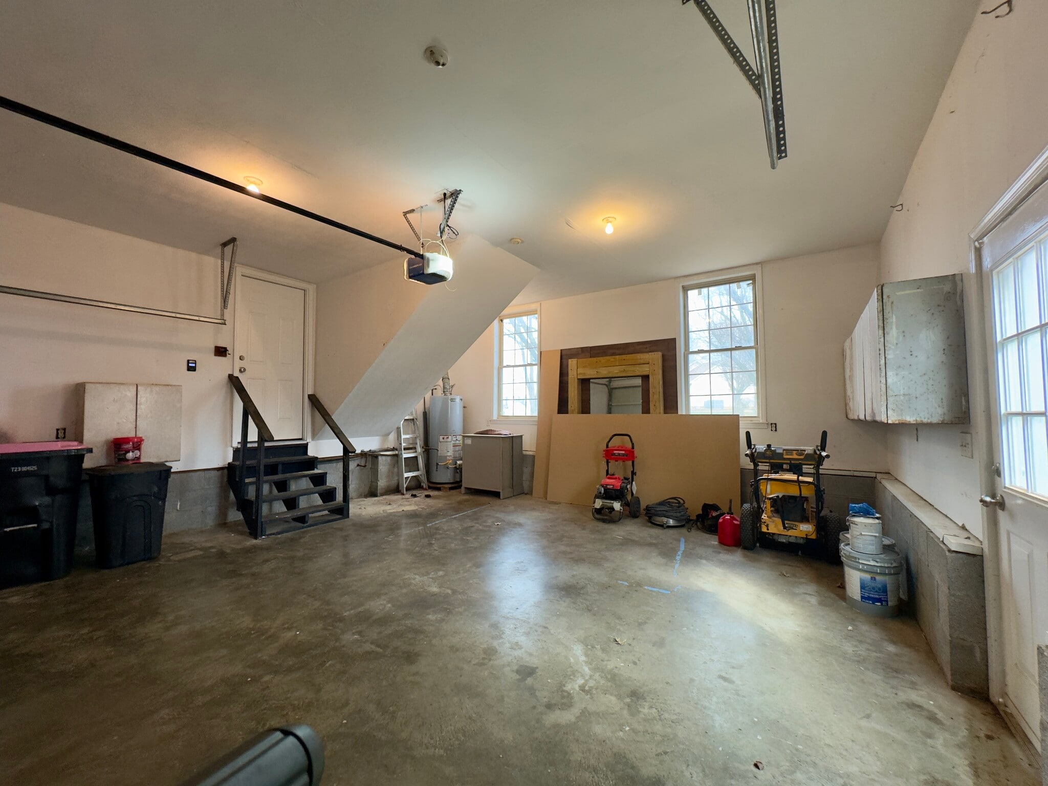 Building Photo - 2013 Smith Cir