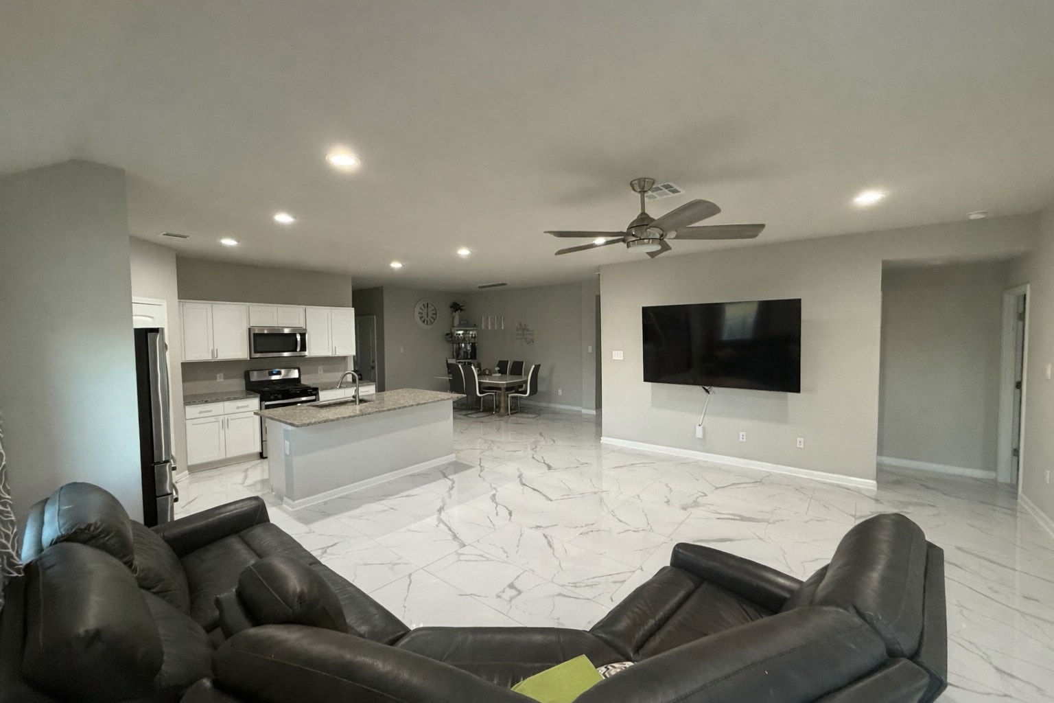 Building Photo - 3753 Barn Owl Dr