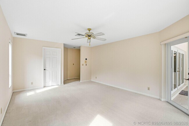 Building Photo - 4720 NW 28th Ave