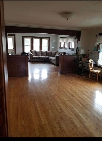 Building Photo - 124 Lighthouse Ct