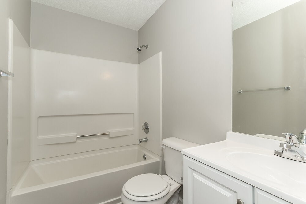 Building Photo - 345 Breeze Mdw