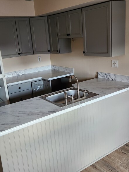 New cabinets and countertops - 288 Florence Dr