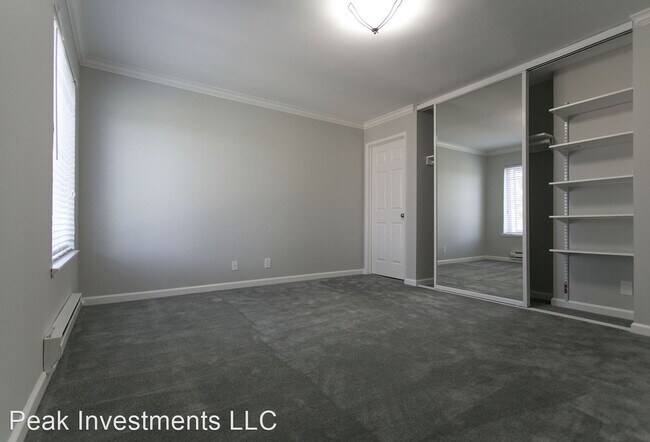 Building Photo - 735 Fathom Dr