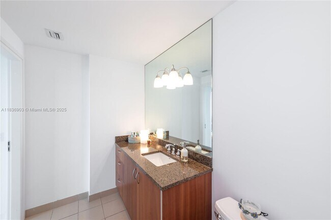 Building Photo - 300 S Biscayne Blvd