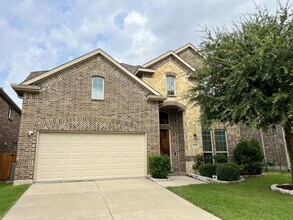 Building Photo - 2104 Indigo Dr