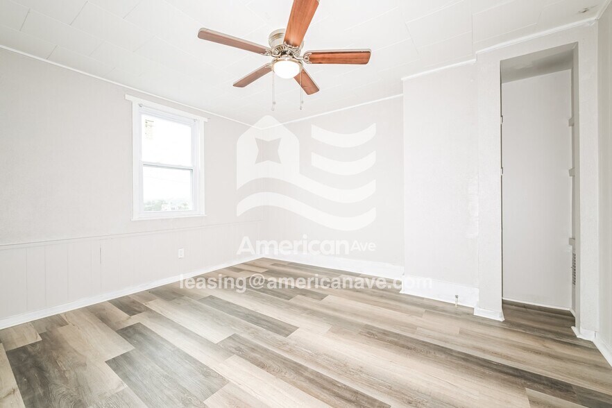 Building Photo - 1403 Meadow St