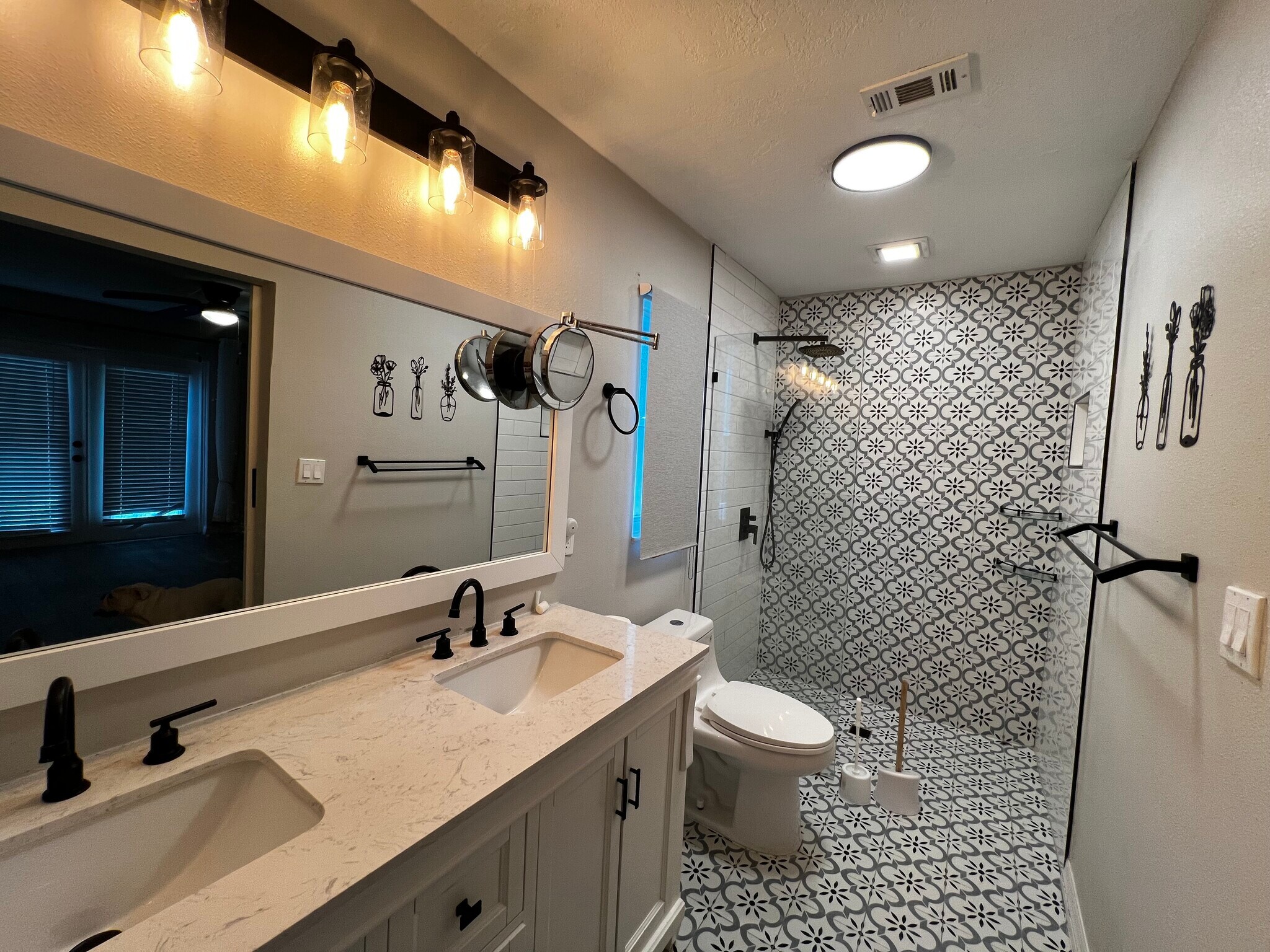 Master bath - 105 Lido Rd