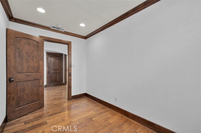 Building Photo - 3208 Walnut Ave