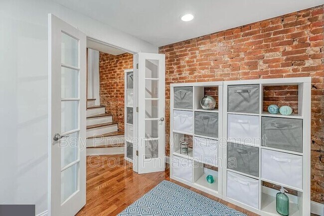 Building Photo - 813 Kater St