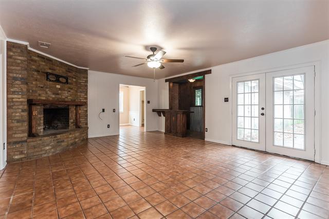 Building Photo - 912 Madison Dr