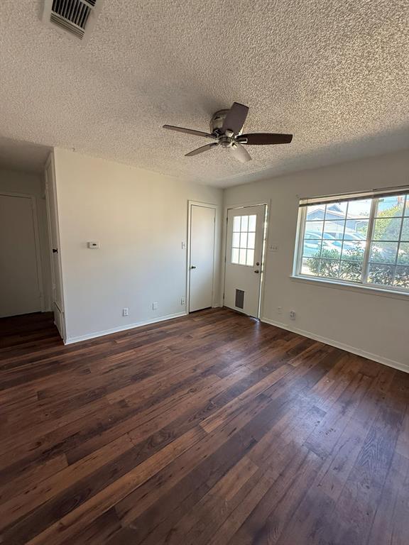 Building Photo - 3405 Willowrun Cove
