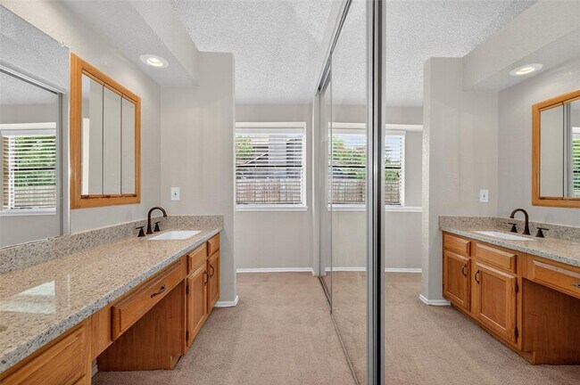 Building Photo - 1503 Quail Trace Dr