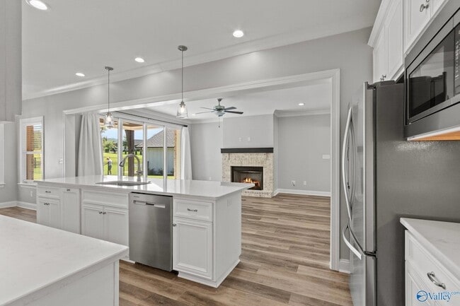 Building Photo - 1439 Cherokee Ridge Dr