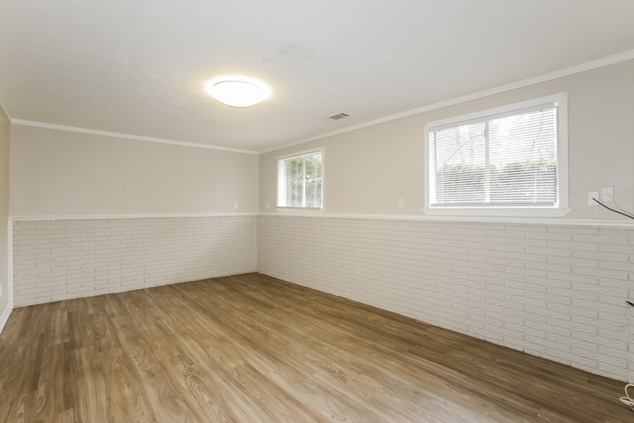 Building Photo - 3207 Sunderland Dr SW
