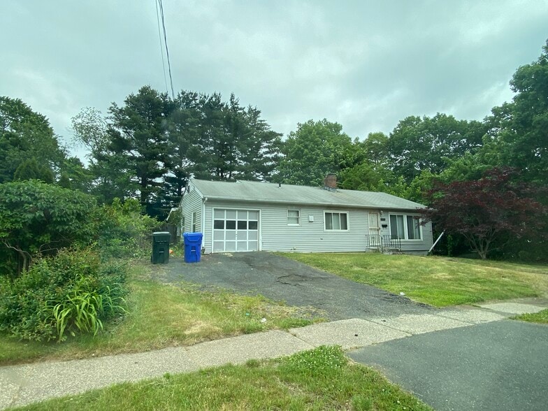 Building Photo - 1092 Forbes St