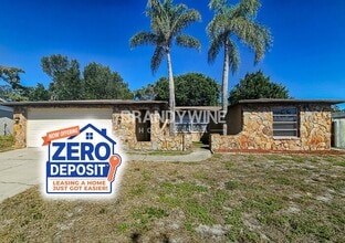 Building Photo - 7815 Treasure Pointe Dr