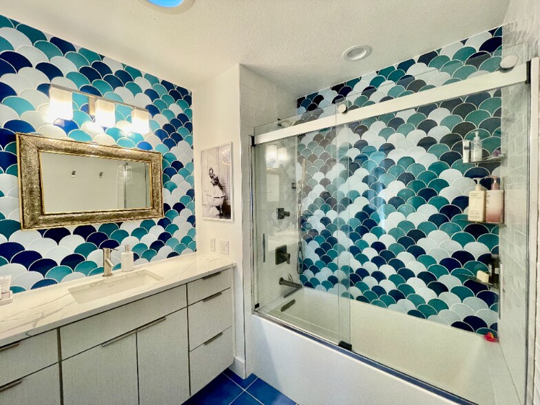 Building Photo - 82 Benthaven Pl