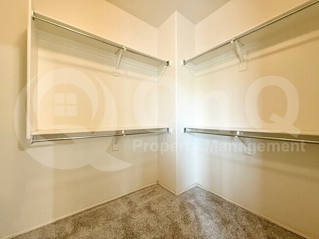 Building Photo - 16803 N 50th Way