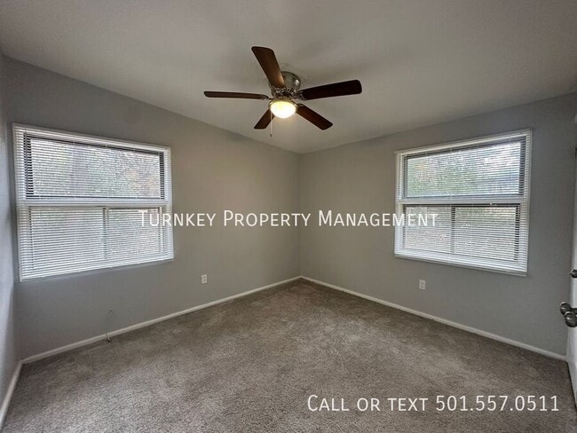 Building Photo - 17 Belmar Dr