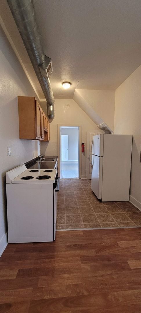 Building Photo - 217 N Washington St