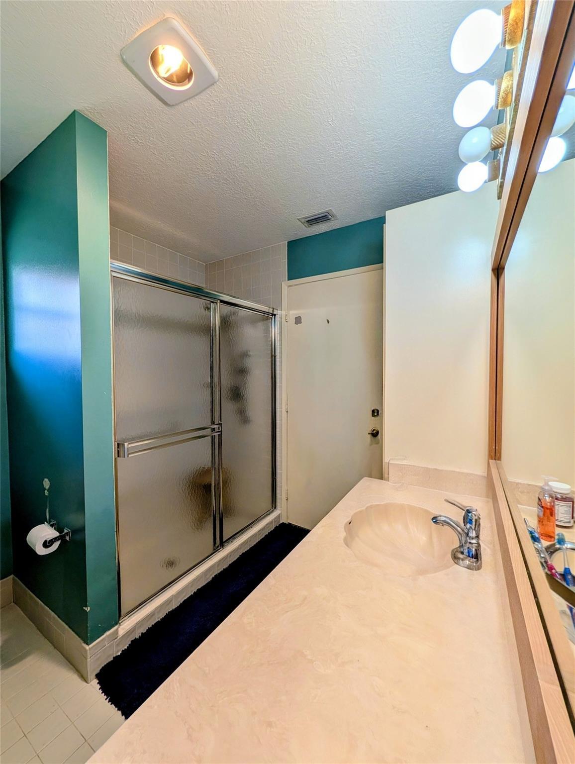 Building Photo - 5895 Autumn Lake Ln