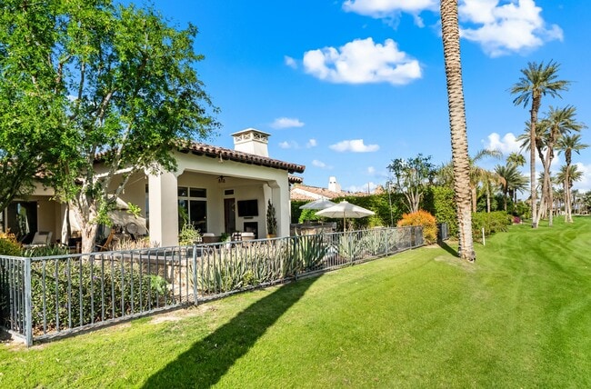 Building Photo - 56738 Palms Dr